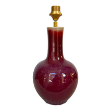Afbeelding in Gallery-weergave laden, Lampenvoet bordeaux rood paars vaas hals