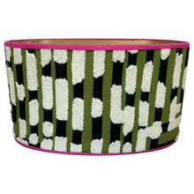 Afbeelding in Gallery-weergave laden, Lampenkap Bhema - Pierre Frey ovaal Ø 40 cm