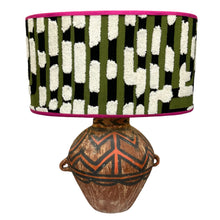 Afbeelding in Gallery-weergave laden, Lampenkap Bhema - Pierre Frey ovaal Ø 40 cm