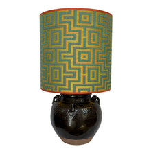 Load image into Gallery viewer, Lampshade Ferret maze pear - Jim Thompson Ø 30 cm