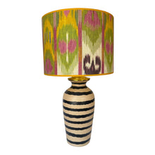 Afbeelding in Gallery-weergave laden, Lampenvoet beige zwart gestreept