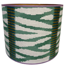 Load image into Gallery viewer, Lampenkap Wilder groen - Manuel Canovas Ø 35 cm