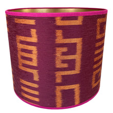 Load image into Gallery viewer, Lampenkap Pali - Jim Thompson Ø30cm