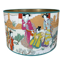 Load image into Gallery viewer, Lampenkap Geisha's - Manuel Canovas Ø 35 cm