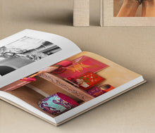 Load image into Gallery viewer, Boek Craftswomen