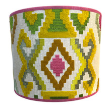 Afbeelding in Gallery-weergave laden, Lampenkap Ango Anis - Manuel Canovas Ø30cm