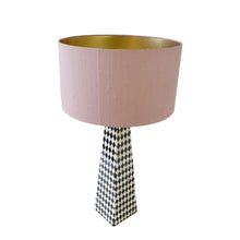 Load image into Gallery viewer, Lamp base black/white checked