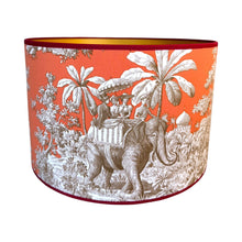 Afbeelding in Gallery-weergave laden, Lampenkap Bengale oranje/beige- Manuel Canovas Ø40cm
