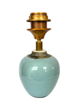 Afbeelding in Gallery-weergave laden, Lampenvoet lichtblauw vaasje
