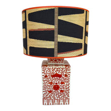 Afbeelding in Gallery-weergave laden, Lampenkap Elo Stripe - Jim Thompson Ø40cm
