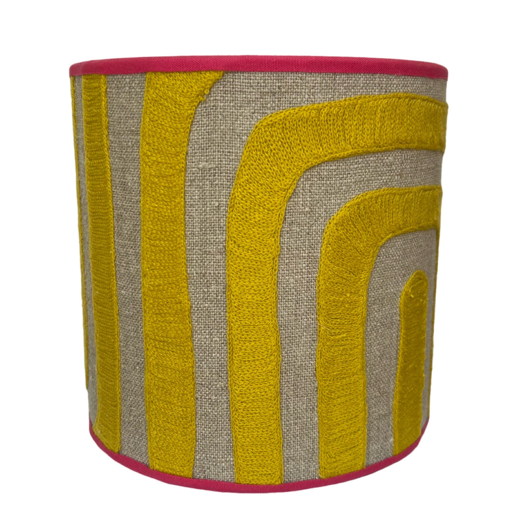 Wandlamp Alexander Jaune - Pierre Frey Ø 25 cm