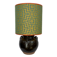 Load image into Gallery viewer, Lampshade Ferret maze pear - Jim Thompson Ø 30 cm 
