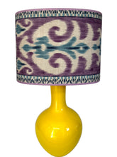 Afbeelding in Gallery-weergave laden, Lampenkap Maupas paars - Manuel Canovas Ø 40cm Ovaal
