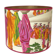 Afbeelding in Gallery-weergave laden, Lampenkap Sari - Manuel Canovas Ø35 cm
