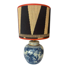 Afbeelding in Gallery-weergave laden, Lampenkap Elo Stripe - Jim Thompson Ø20 cm

