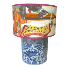 Afbeelding in Gallery-weergave laden, Lampenkap Wedding Parade - Jim Thompson Ø30cm

