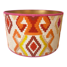 Afbeelding in Gallery-weergave laden, Lampenkap Ango Corail - Manuel Canovas Ø40 cm

