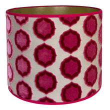 Afbeelding in Gallery-weergave laden, Lampenkap Tiana - Manuel Canovas Ø 30 cm
