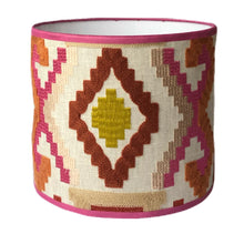 Load image into Gallery viewer, Lampshade Ango Corail - Manuel Canovas Ø 20 cm
